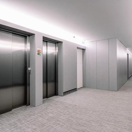 Bba Apartments Palacio II - Garden View, Gym & Free Parking Porto Bagian luar foto
